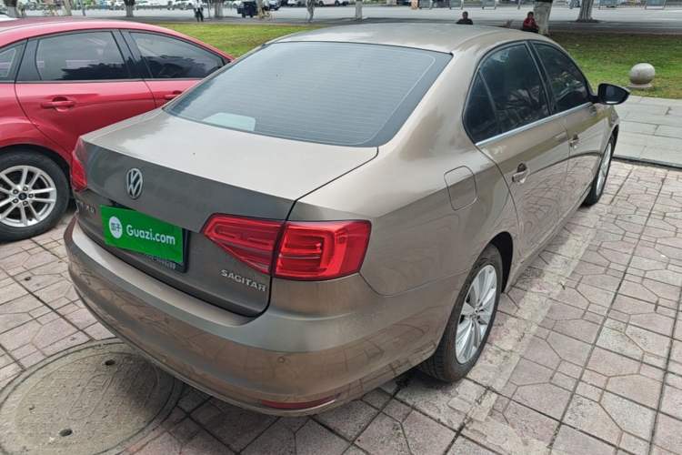 Used Volkswagen Sagitar 2015 1.6L Manual Comfort Model Rear Right 45 Deg