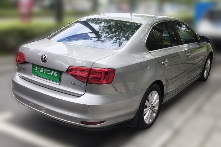 Used Volkswagen Sagitar 2015 1.6L Manual Comfort Model Rear Right 45 Deg