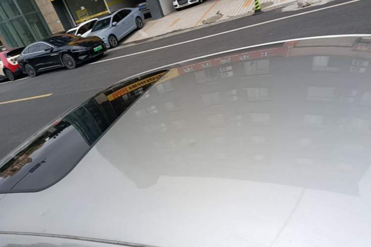 Used Volkswagen Sagitar 2015 1.6L Automatic Comfort Model Roof