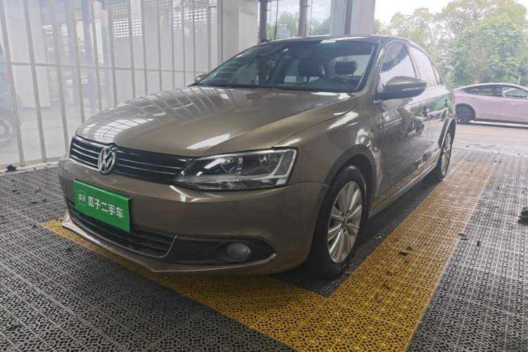 Used Volkswagen Sagitar 2015 1.6L Automatic Comfort Model Guazi used car, China used car export, Used car for sale, Used cars, Cheapest cars for sale