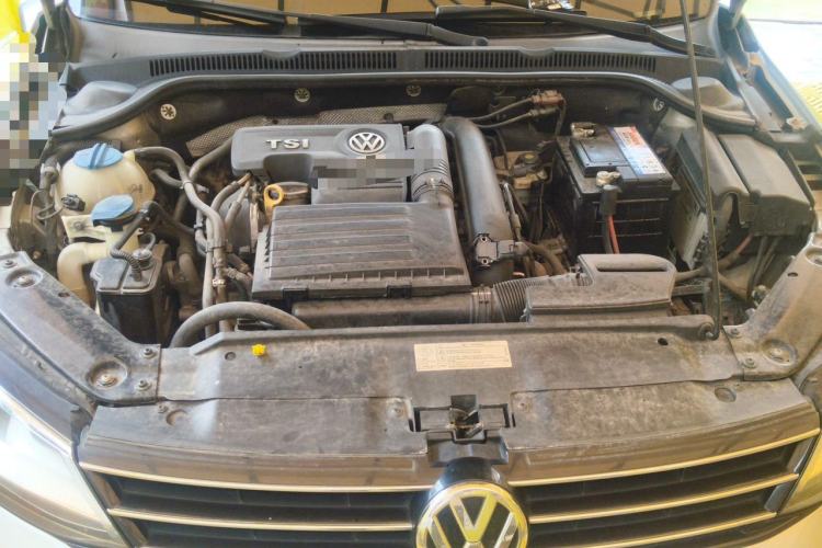 Used Volkswagen Sagitar 2015 230TSI Automatic Comfort Version Engine Bay