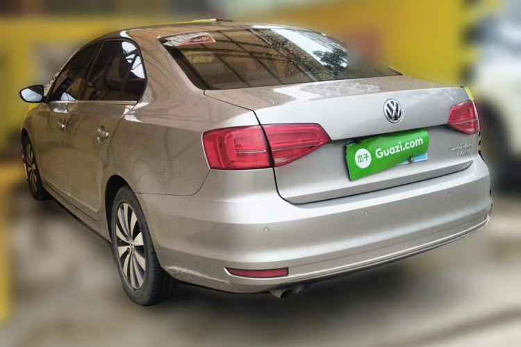Used Volkswagen Sagitar 2015 230TSI Automatic Comfort Version Rear Left 45 Deg
