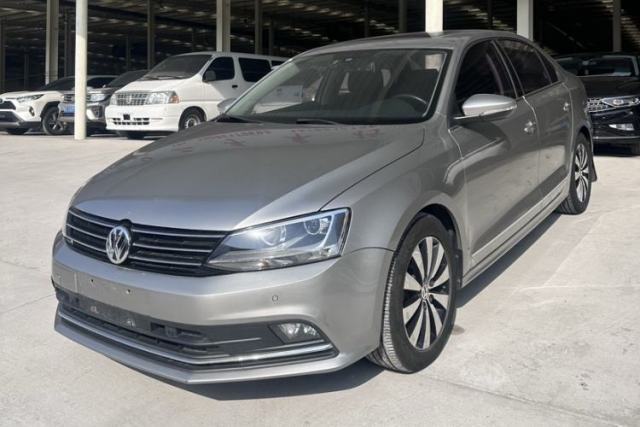 Used Volkswagen Sagitar 2015 230TSI Automatic Luxury Model