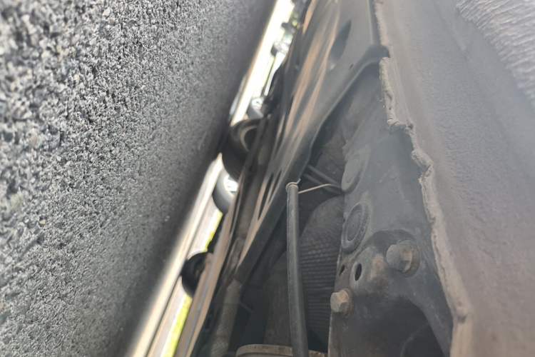Used Volkswagen Sagitar 2015 1.6L Manual Comfort Model Chassis Rear Left