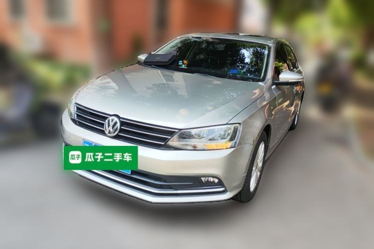 Used Volkswagen Sagitar 2015 1.6L Manual Comfort Model Guazi used car, China used car export, Used car for sale, Used  cars, Cheapest cars for sale