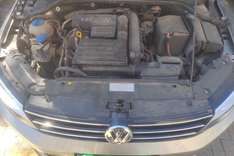Used Volkswagen Sagitar 2015 230TSI Automatic Comfort Version Engine Bay