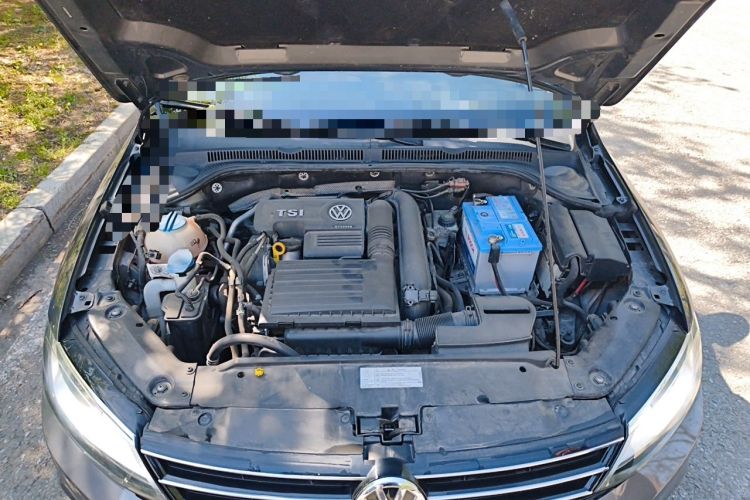 Used Volkswagen Sagitar 2015 230TSI Automatic Comfort Version Engine Bay
