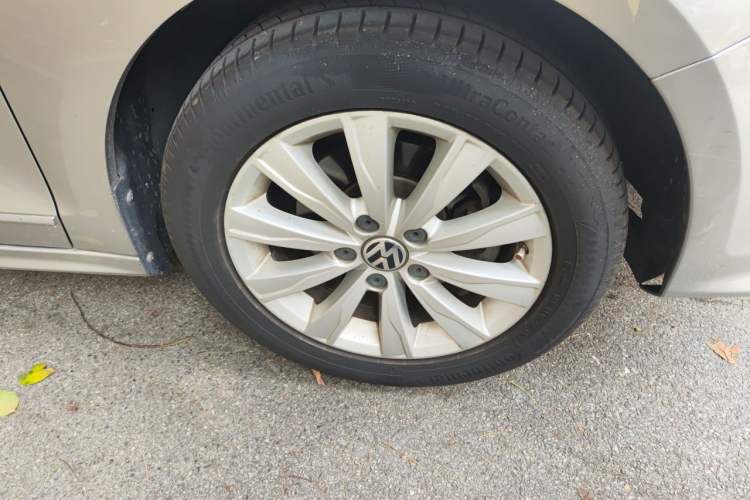 Used Volkswagen Sagitar 2015 1.6L Manual Comfort Model Exterior 1