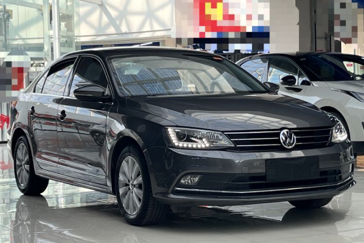 Used Volkswagen Sagitar 2015 230TSI Automatic Comfort Version Exterior 6