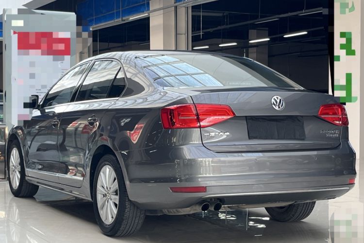 Used Volkswagen Sagitar 2015 230TSI Automatic Comfort Version Exterior 7