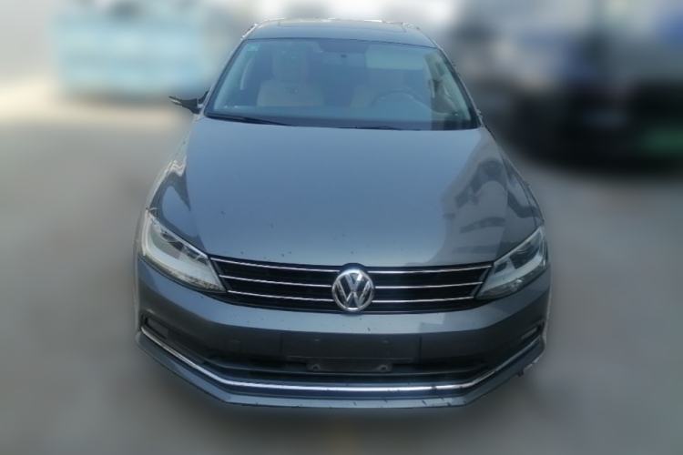 Used Volkswagen Sagitar 2015 1.6L Automatic Comfort Model Front
