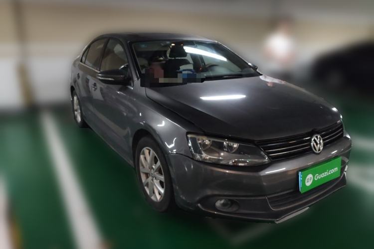 Used Volkswagen Sagitar 2015 1.6L Automatic Comfort Model Front Right 45 Deg
