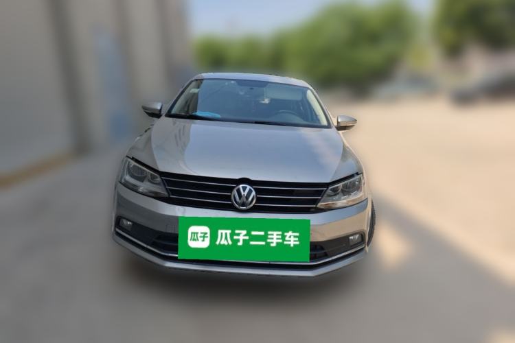 Used Volkswagen Sagitar 2015 1.6L Automatic Comfort Model Front