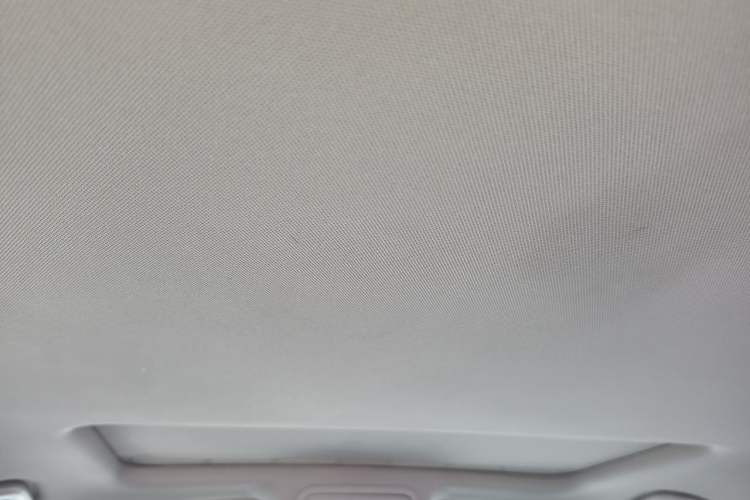 Used Volkswagen Sagitar 2015 1.6L Manual Comfort Model Headliner