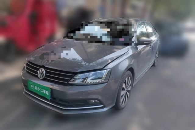 Volkswagen Sagitar 2015 230TSI Automatic Luxury Model d’occasion