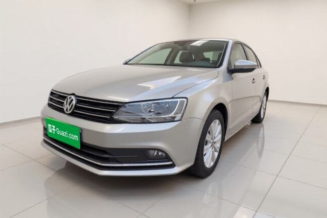 Gebrauchter Volkswagen Sagitar 2015 230TSI Automatic Comfort Version