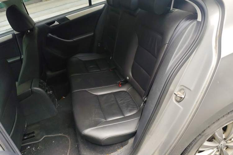 Used Volkswagen Sagitar 2015 230TSI Automatic Luxury Model Left Rear Seat