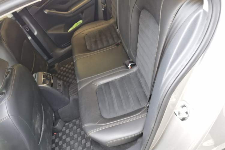 Used Volkswagen Sagitar 2015 230TSI Automatic Luxury Model Left Rear Seat