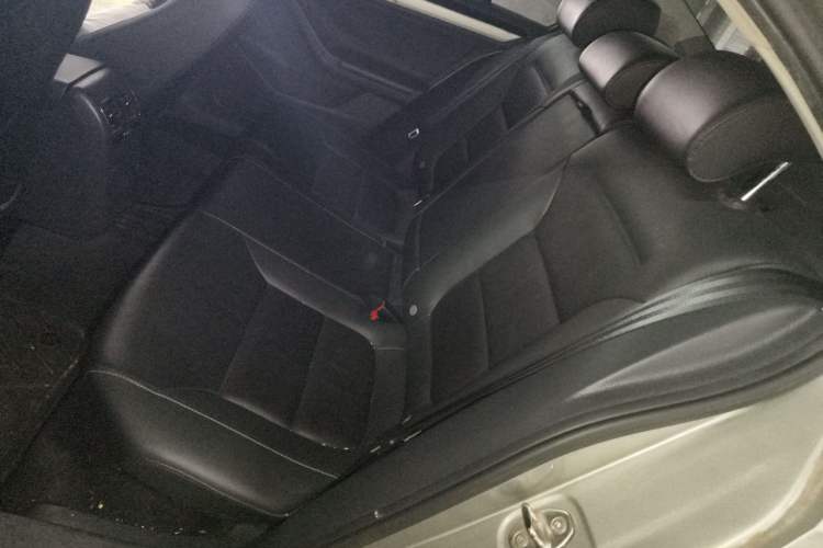 Used Volkswagen Sagitar 2015 1.6L Automatic Comfort Model Left Rear Seat