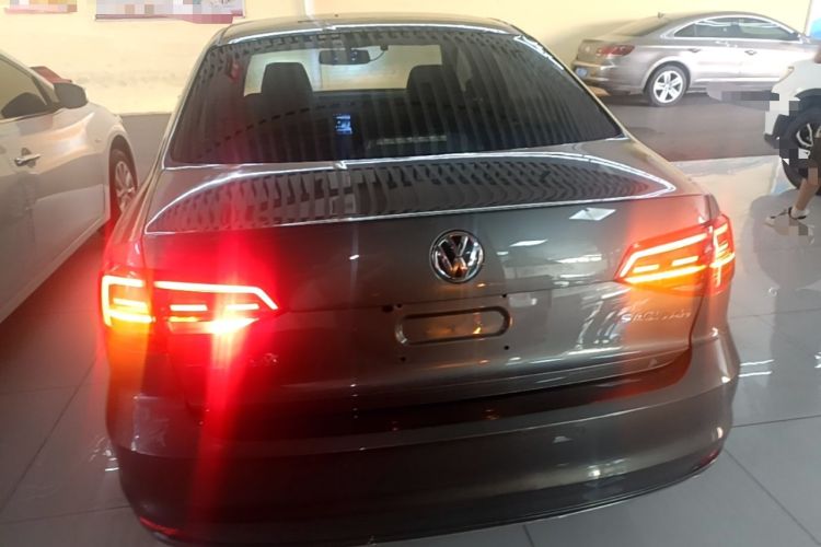 Used Volkswagen Sagitar 2015 1.6L Automatic Comfort Model Rear
