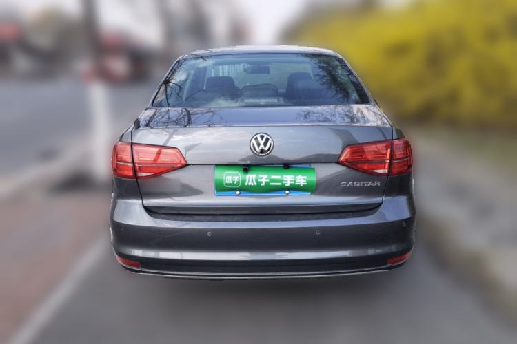 Used Volkswagen Sagitar 2015 1.6L Manual Comfort Model Rear