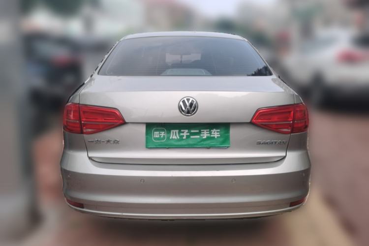 Used Volkswagen Sagitar 2015 1.6L Manual Comfort Model Rear