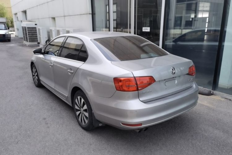 Used Volkswagen Sagitar 2015 230TSI Automatic Luxury Model Rear Left 45 Deg
