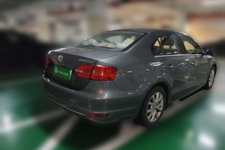 Used Volkswagen Sagitar 2015 1.6L Automatic Comfort Model Rear Right 45 Deg