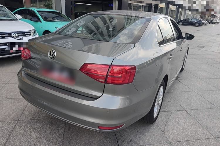 Used Volkswagen Sagitar 2015 1.6L Automatic Comfort Model Rear Right 45 Deg