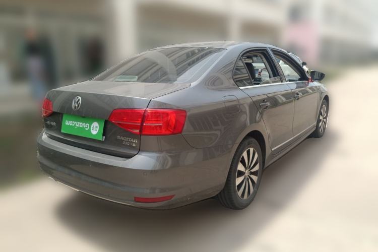 Used Volkswagen Sagitar 2015 230TSI Automatic Luxury Model Rear Right 45 Deg