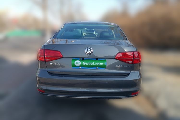 Used Volkswagen Sagitar 2015 1.6L Manual Comfort Model Rear