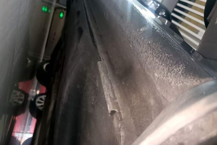Used Volkswagen Sagitar 2015 1.6L Automatic Comfort Model Right Side Sill
