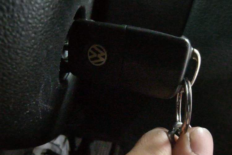 Used Volkswagen Sagitar 2015 1.6L Automatic Comfort Model Vehicle Key