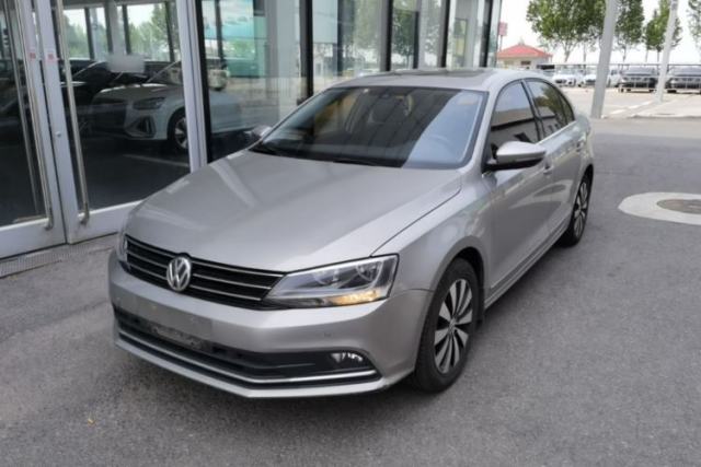Used Volkswagen Sagitar 2015 230TSI Automatic Luxury Model