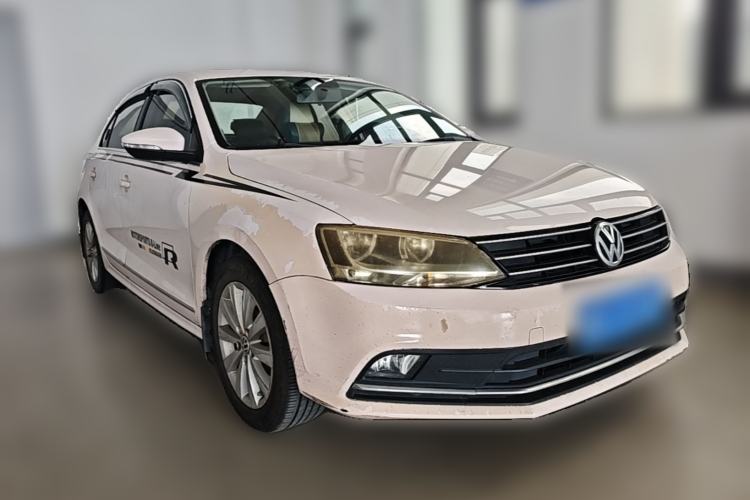Used Volkswagen Sagitar 2015 1.6L Automatic Comfort Model Front Right 45 Deg