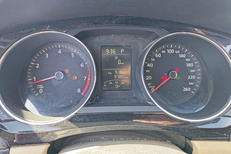 Used Volkswagen Sagitar 2015 1.6L Automatic Comfort Model Instrument Cluster