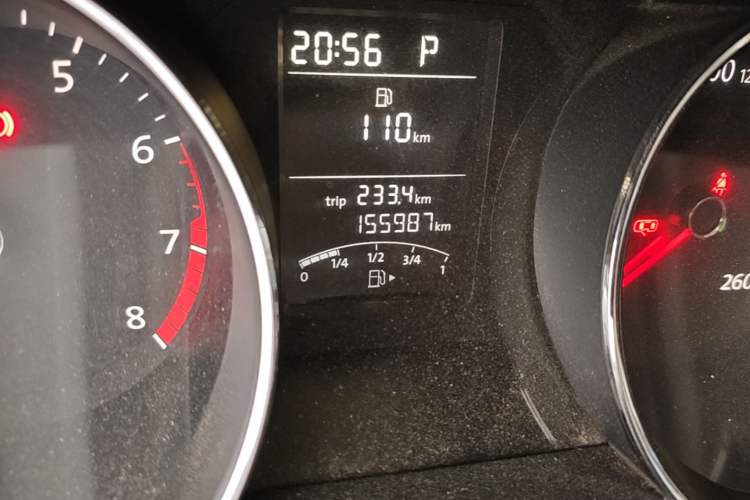 Used Volkswagen Sagitar 2015 1.6L Automatic Comfort Model Odometer Close Up