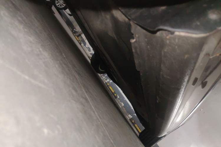 Used Volkswagen Sagitar 2015 1.6L Automatic Comfort Model Chassis Front Left