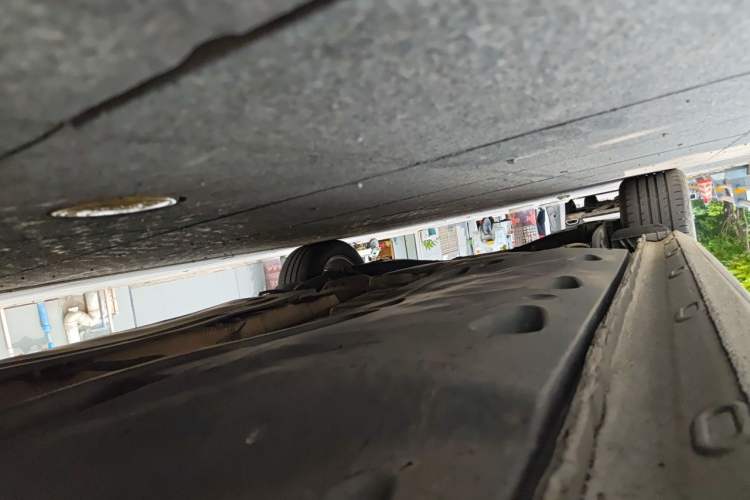 Used Volkswagen Sagitar 2015 230TSI Automatic Comfort Version Chassis Front Right