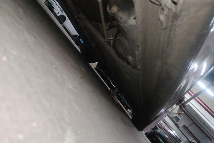 Used Volkswagen Sagitar 2015 1.6L Automatic Comfort Model Chassis Rear Right