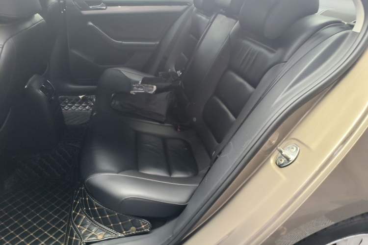 Used Volkswagen Sagitar 2015 230TSI Automatic Comfort Version Left Rear Seat