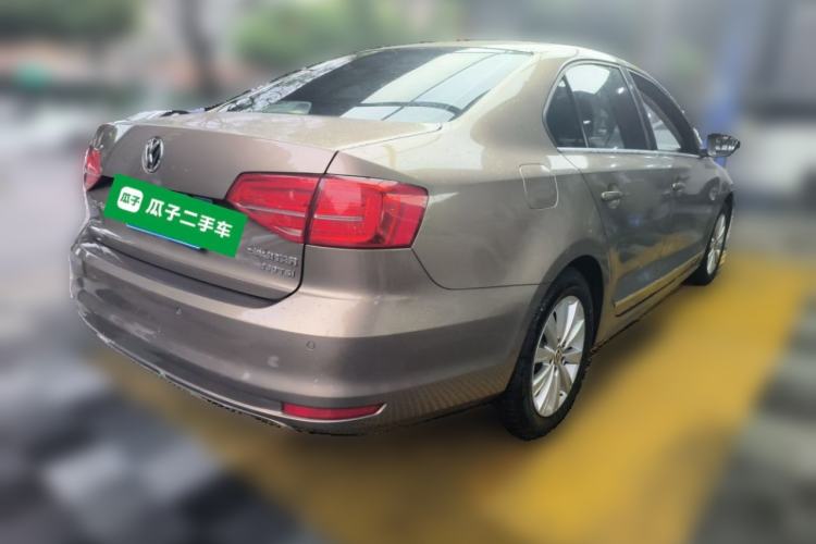 Used Volkswagen Sagitar 2015 230TSI Automatic Comfort Version Rear Right 45 Deg