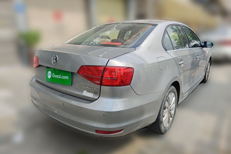 Used Volkswagen Sagitar 2015 230TSI Automatic Comfort Version Rear Right 45 Deg