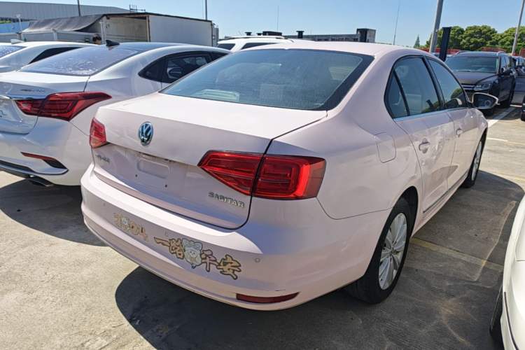 Used Volkswagen Sagitar 2015 1.6L Automatic Comfort Model Rear Right 45 Deg