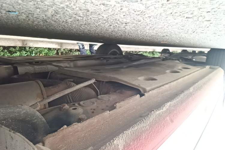 Used Volkswagen Sagitar 2015 1.6L Automatic Comfort Model Chassis Rear Left