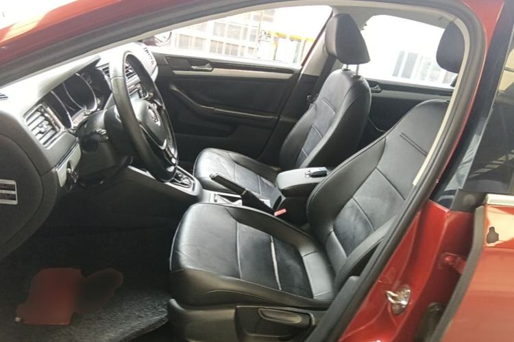 Used Volkswagen Sagitar 2015 1.6L Automatic Comfort Model Left Front Seat
