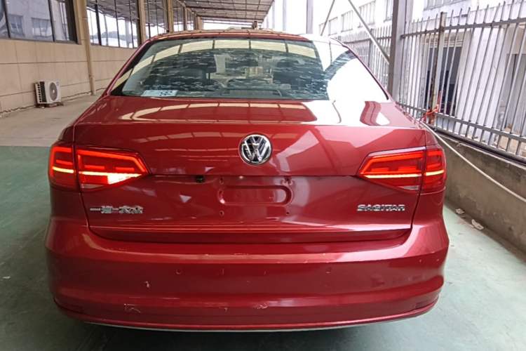 Used Volkswagen Sagitar 2015 1.6L Automatic Comfort Model Rear