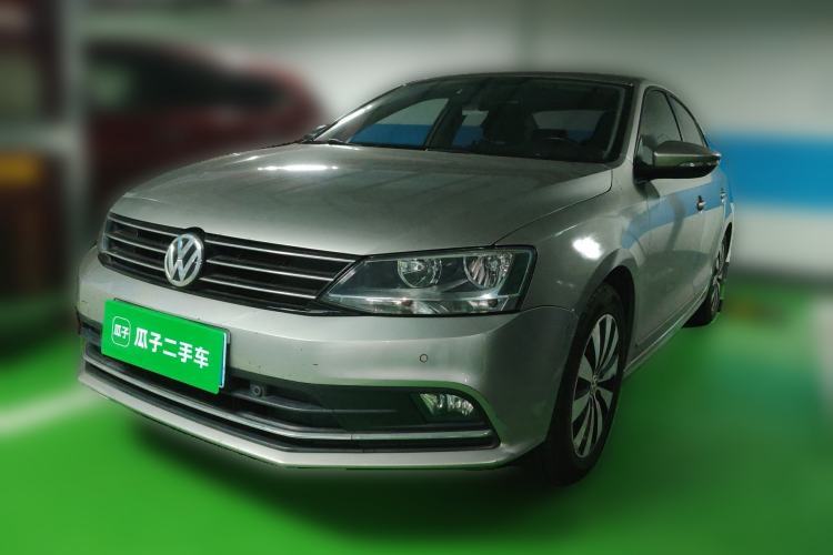 Used Volkswagen Sagitar 2015 230TSI Automatic Luxury Model Guazi used car, China used car export, Used car for sale, Used  cars, Cheapest cars for sale