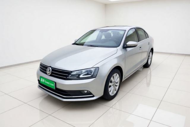 Used Volkswagen Sagitar 2015 1.6L Manual Comfort Model