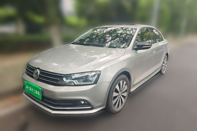 Used Volkswagen Sagitar 2015 230TSI Automatic Comfort Version Guazi used car, China used car export, Used car for sale, Used  cars, Cheapest cars for sale